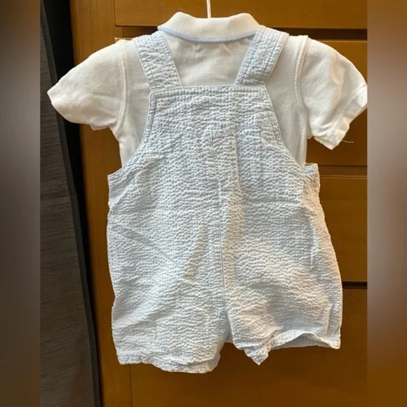 First Moments Layette 2-Piece Set 6-9M - Picture 2 of 8